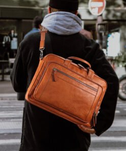 TheEveryday Men sLeatherLaptopBagBriefcase 14