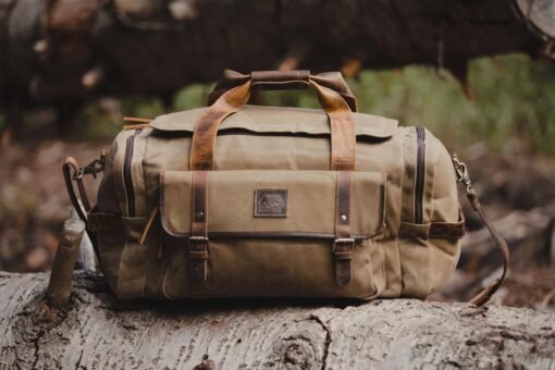 TheWasatch WaxedCanvasandFull GrainLeatherDuffelBagforMen 14 scaled