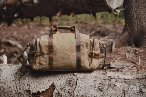TheWasatch WaxedCanvasandFull GrainLeatherDuffelBagforMen 15 scaled