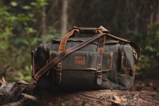 TheWasatch WaxedCanvasandFull GrainLeatherDuffelBagforMen 5 scaled