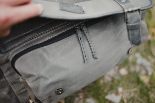 TheWasatch WaxedCanvasandFull GrainLeatherDuffelBagforMen 8