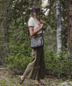 Wanderer Crossbody1