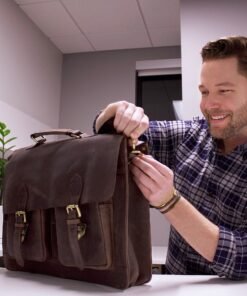 the distressed leather messenger bag for men model3