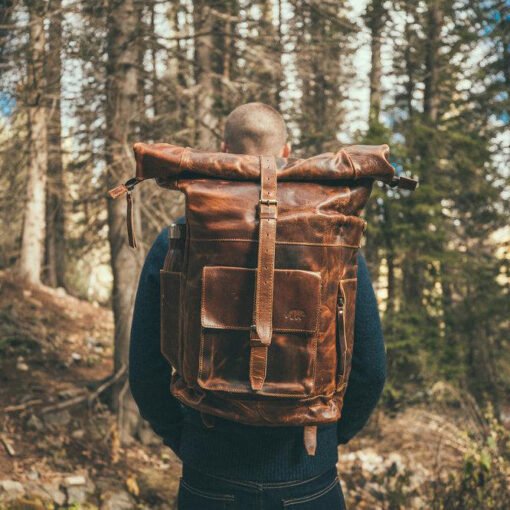the kobuk mens leather backpack laptop rucksack antique brown
