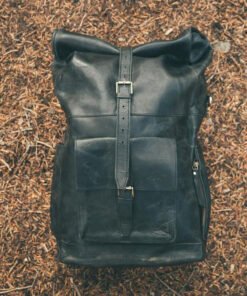 the kobuk mens leather backpack laptop rucksack midnight black