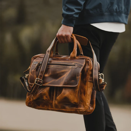 the pilot mens leather laptop messenger bag antique brown7