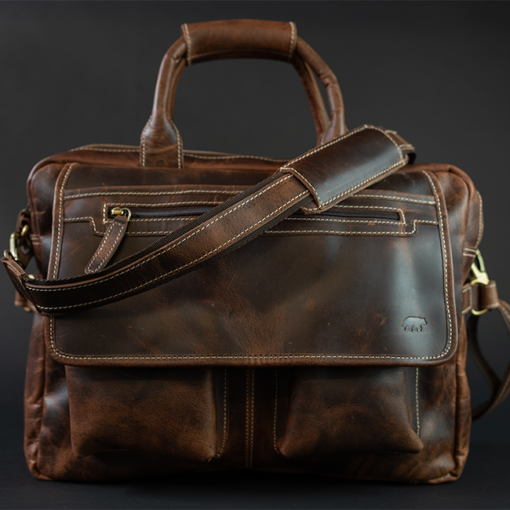 the pilot mens leather laptop messenger bag dark walnut