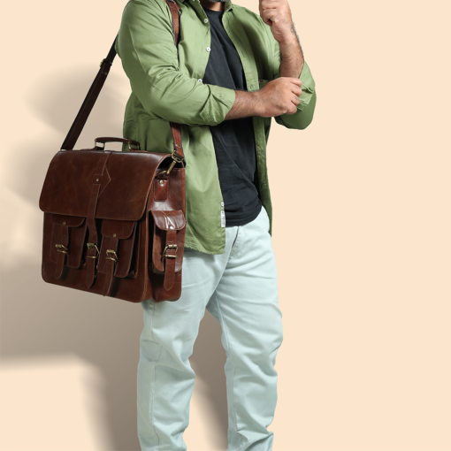 the retro buffalo leather mens messenger bag briefcase for laptops 25 3604f05e 6614 4bd3 9272 130b0ea9e7c2