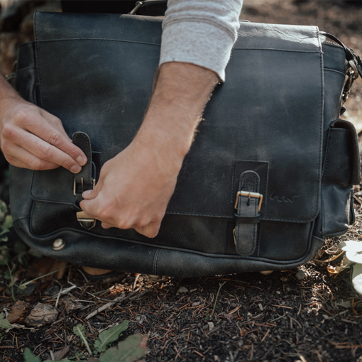 the sitka buffalo leather messenger bag satchel21